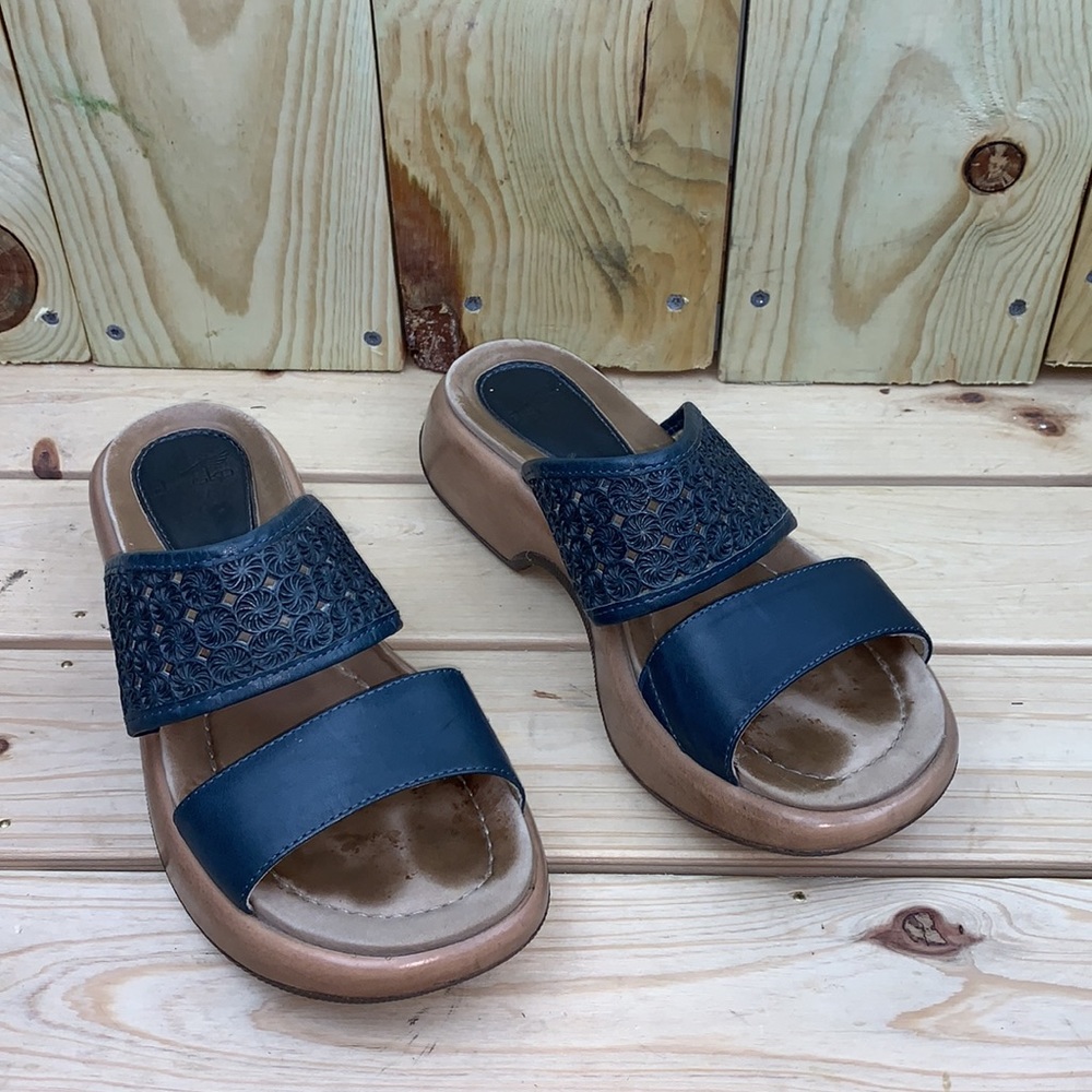 Dansko Women’s Size EU 38 US 7.5-8.0 Cutout 2 Strap Platform Driving Slides - Picture 2 of 7